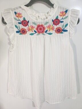 Blu Pepper White Sleeveless Embroidered Floral Top, Size Medium
